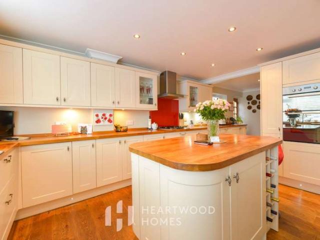 Farm for sale in St Albans, Five Acres