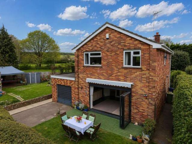 Farm for sale in Feckenham, City Of Bristol