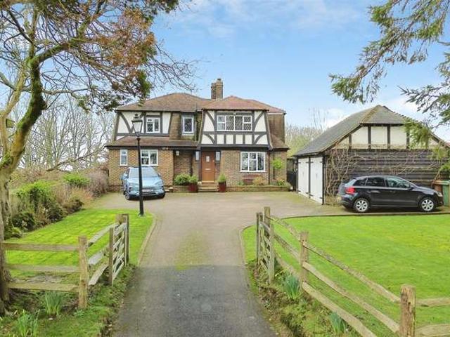 Farm for sale in Sponden, Sandown Park