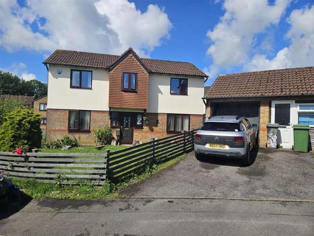 Farm for sale in Falcon Lodge, Wales