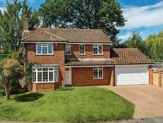 Farm for sale in Wokingham