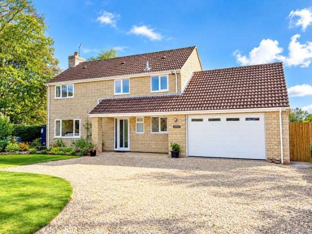 Farm for sale in Buckhorn Weston