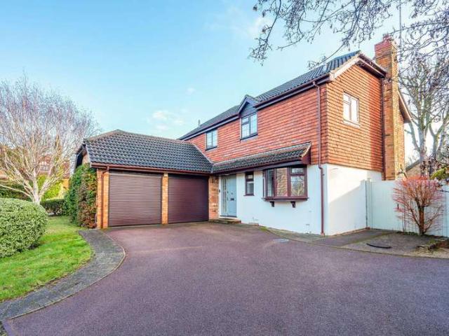 Farm for sale in Pachesham Park, Surrey
