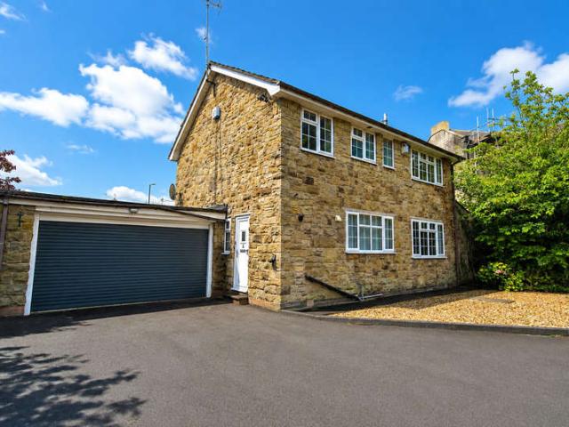 Farm for sale in Tickhill, South Yorkshire