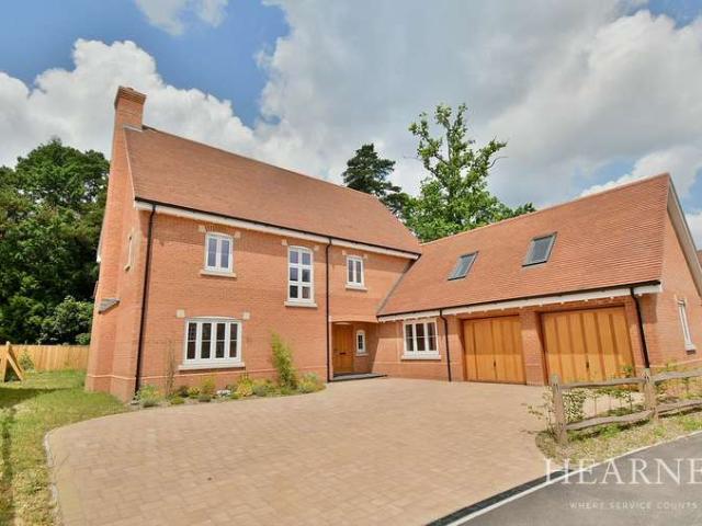 Farm for sale in Tricketts Cross, Ferndown