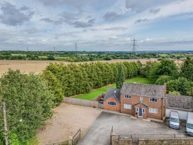 Farm for sale in West Ardsley, East Ardsley