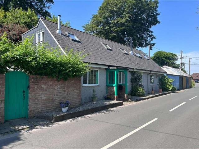 Farm for sale in Pett Level, Rother