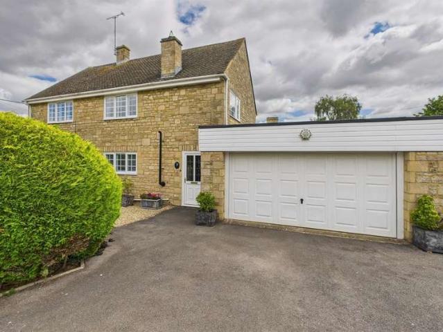 Farm for sale in Black Bourton, Oxfordshire