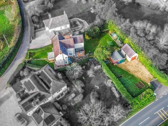 Farm for sale in Cam, Stroud