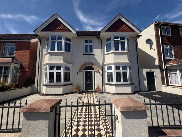 Farm for sale in Seacroft, Belleau
