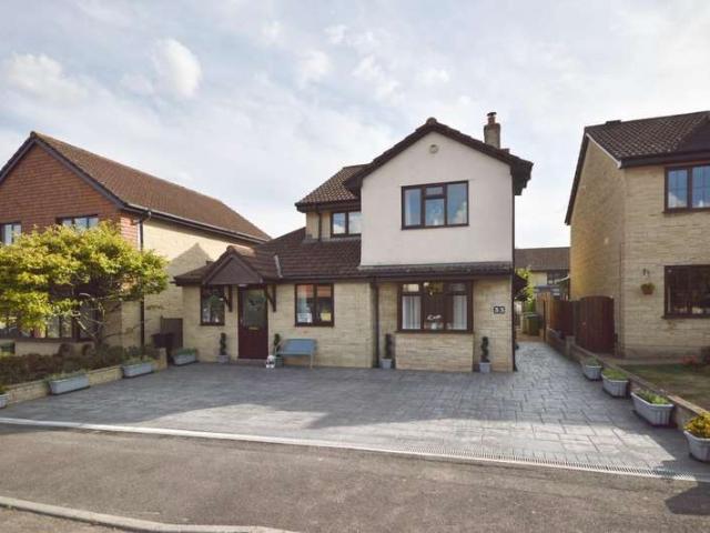 Farm for sale in Kingswood, South Gloucestershire