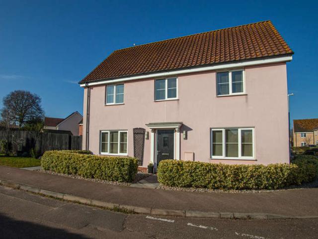 Farm for sale in Hollesley, Eastbridge