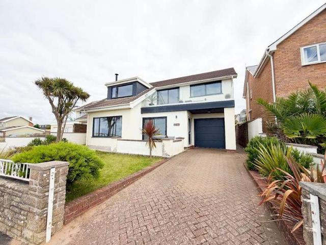 Farm for sale in Ogmore-by-sea, Wales