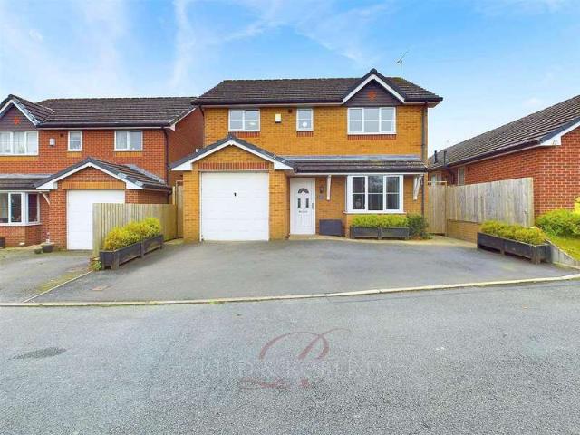 Farm for sale in Treuddyn, Treuddyn