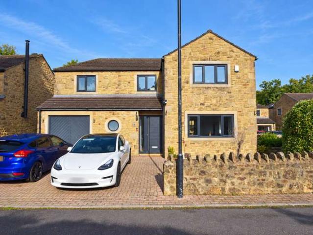 Farm for sale in Lees, Bradford
