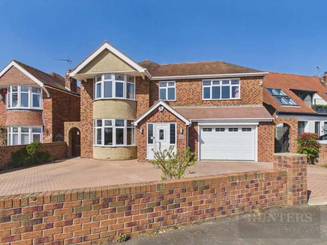 Farm for sale in Sewerby, Bridlington