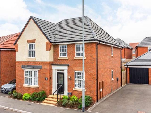 Farm for sale in Barton In Fabis, East Midlands