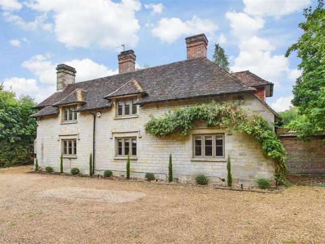Farm for sale in Hillview, Surrey