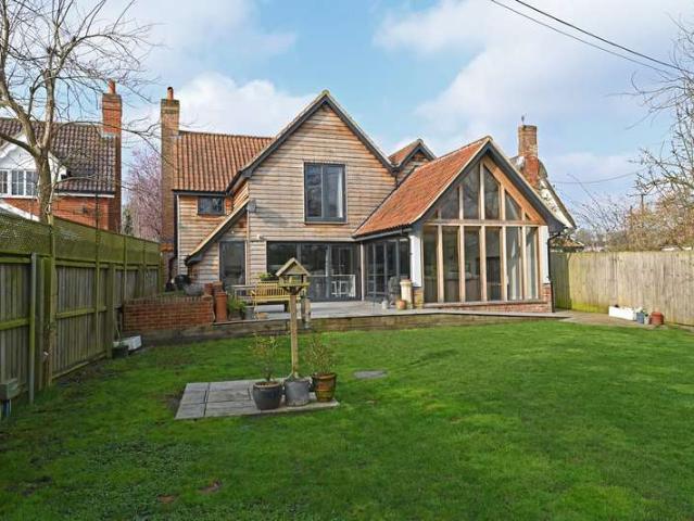 Farm for sale in Hacheston, Eastbridge