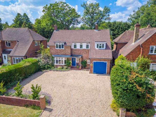 Farm for sale in Pachesham Park, Surrey
