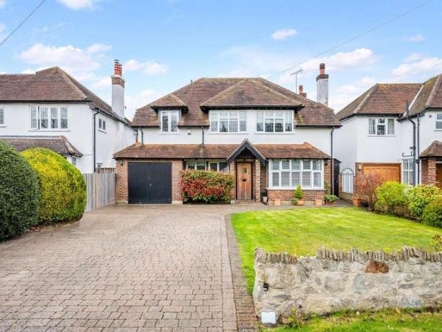 Farm for sale in Woodcote, Epsom