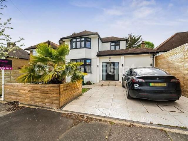 Farm for sale in Mill Hill, Greater London
