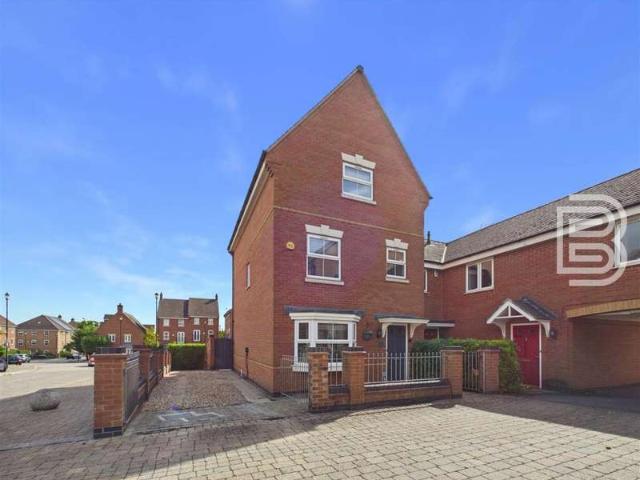 Farm for sale in Newton, New Bilton