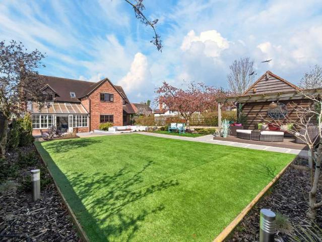 Farm for sale in Preston Bissett, Buckinghamshire