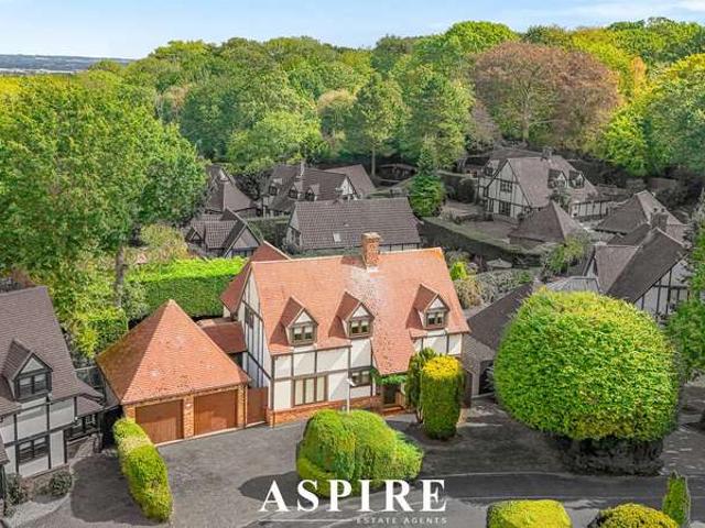 Farm for sale in Langdon Hills, Essex