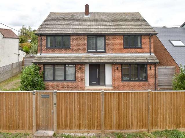 Farm for sale in Ringwould, Dover