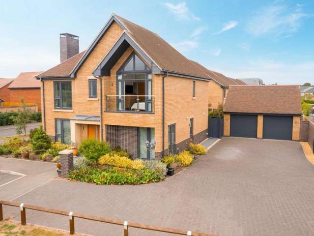 Farm for sale in Tiddington, Alderminster