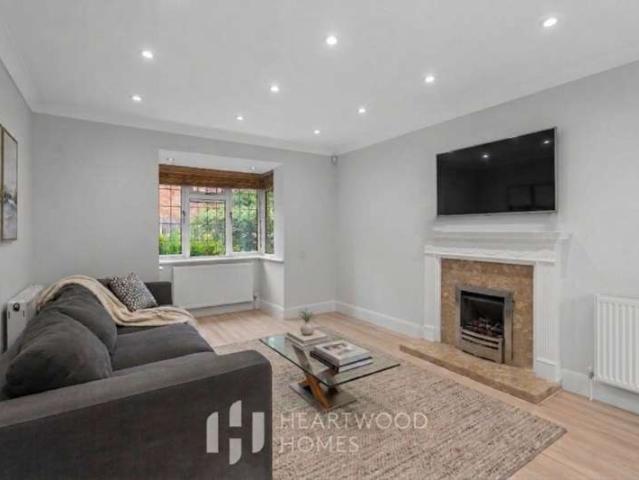 Farm for sale in St Albans, Five Acres