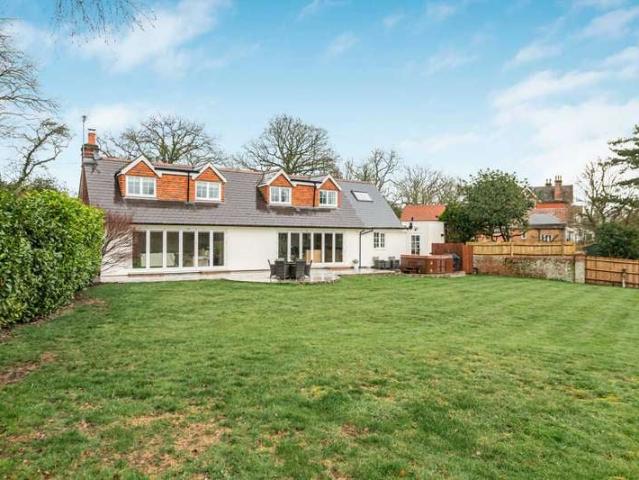 Farm for sale in Norwood Hill, Red Hill
