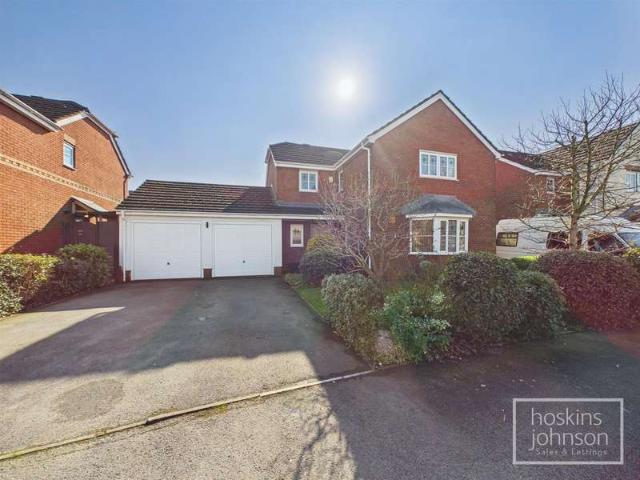 Farm for sale in Treharris