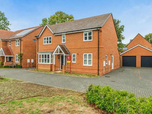 Farm for sale in Little Sandhurst, Sandhurst