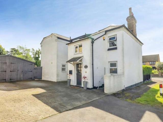 Farm for sale in Iver