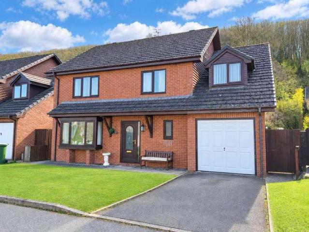 Farm for sale in Knighton