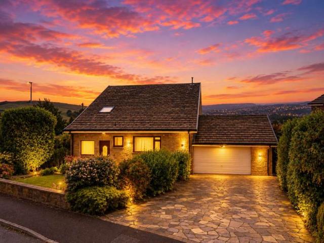 Farm for sale in Kirkheaton, Kirkburton