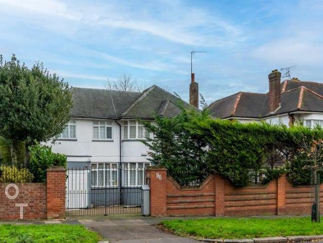 Farm for sale in Southgate, Oakwood