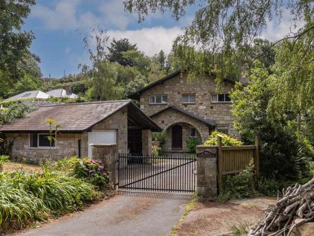 Farm for sale in Steephill, Ventnor