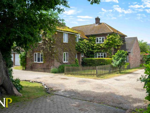 Farm for sale in Horkesley Heath, Fordham Heath