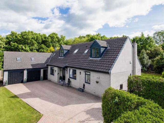 Farm for sale in Whitwood, West Yorkshire