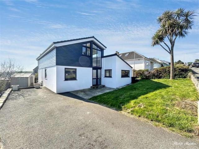 Farm for sale in Rosevine, Gerrans