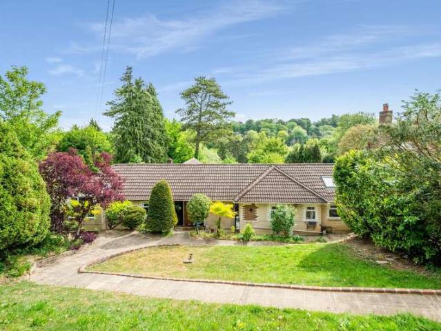 Farm for sale in London Borough of Croydon, Kenley
