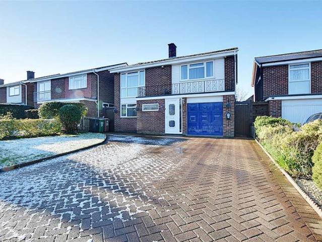 Farm for sale in Pebsham, Heathlands