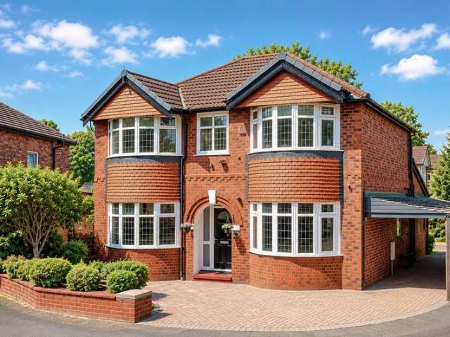 Farm for sale in Trafford Park, Greater Manchester