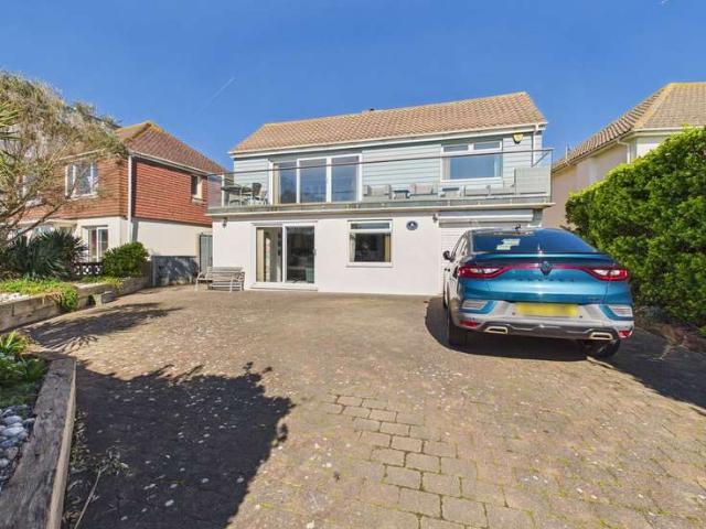 Farm for sale in Fishersgate, West Sussex