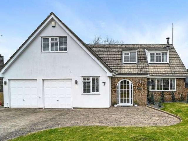 Farm for sale in Duton Hill, Essex