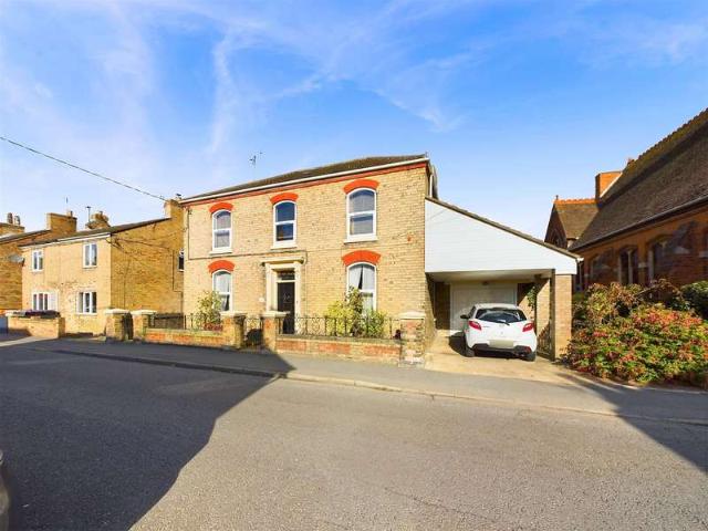 Farm for sale in Belleau, Lincolnshire