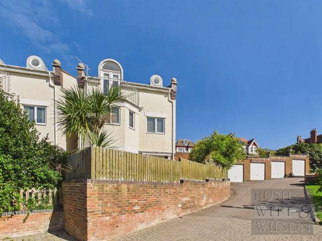 Farm for sale in St Leonards, Hastings